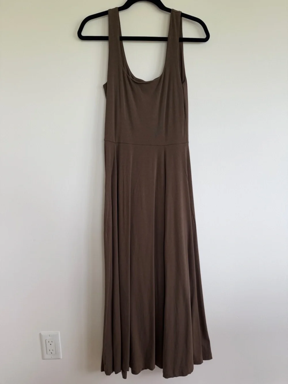 American Eagle Outfitters Brown Scoop Neck Midi/Maxi Dress - Picture 2 of 6